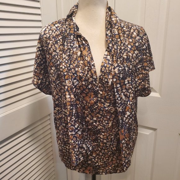 NWT Banana Republic Top - Size M - Picture 4 of 5